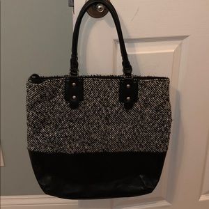 Black and white tote